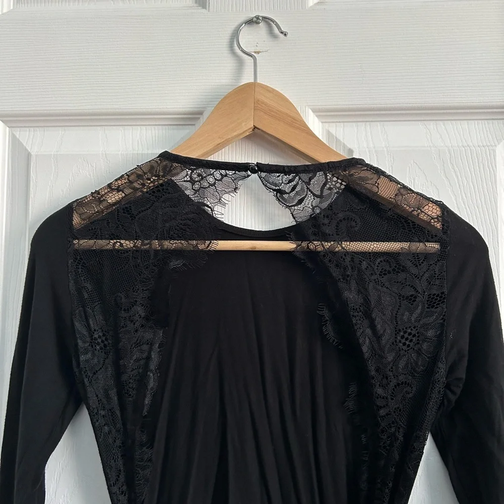 Shein backless mini dress. Color: Black. Size: XS - Picture 4 of 5